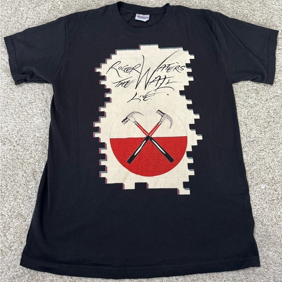 THE WALL RODGER WATERSUnited Center CHICAGO 9/10 official show shirt. New